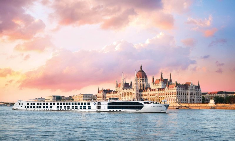 The Ultimate Guide to River Cruising: 2025 Edition for the Discerning Traveler