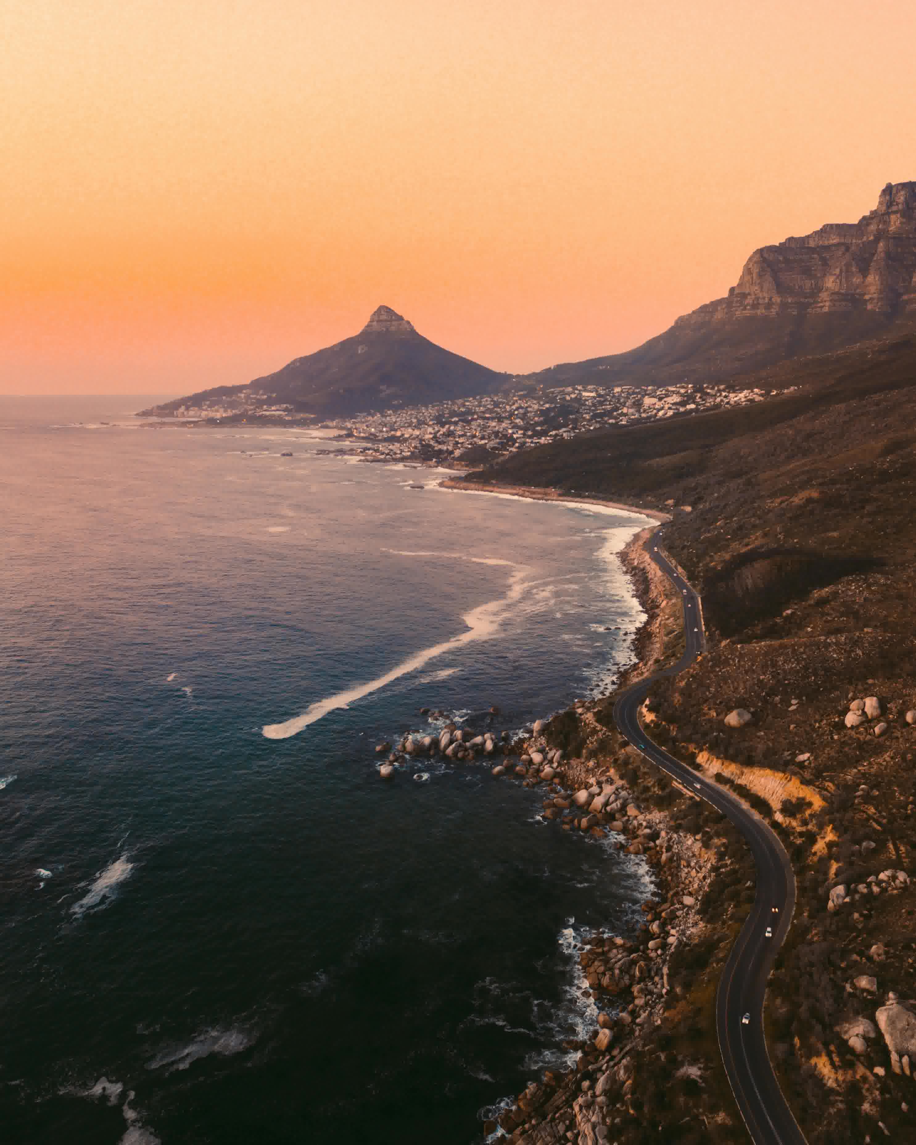 Cape Town, Vineyards & Big Five: A South African Discovery