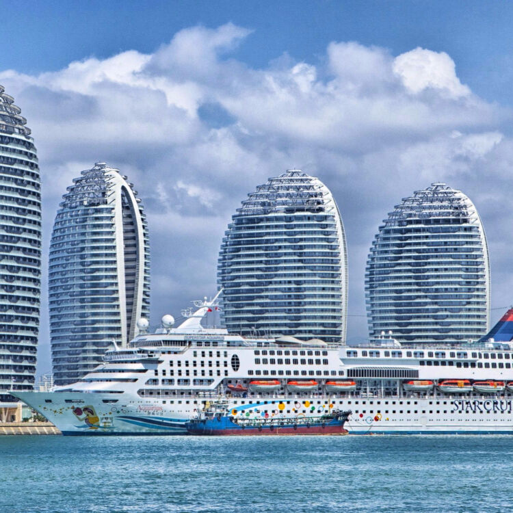 Ocean Vs. River Cruising: Which One Is Right for You?