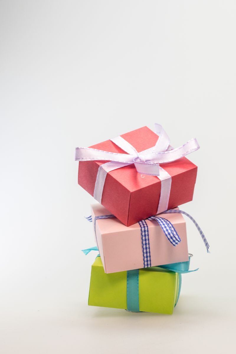 Welcome Baskets & Local Gifts