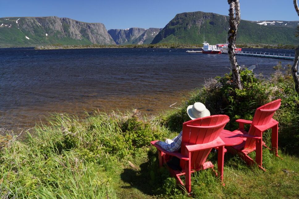 The Western Brooke Pond in Gros Morne National Park where your outdoorsy honeymoon takes flight! Photo: David W. Enstrom via WikiCommons
