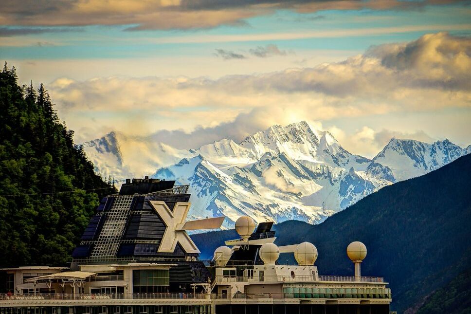 Alaska cruise scene