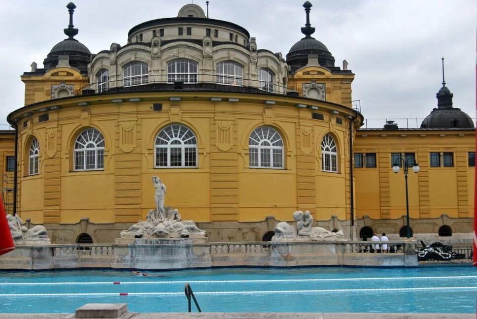 Széchenyi Thermal Bath in Budapest offer a luxurious start to your honeymoon in Hungary.