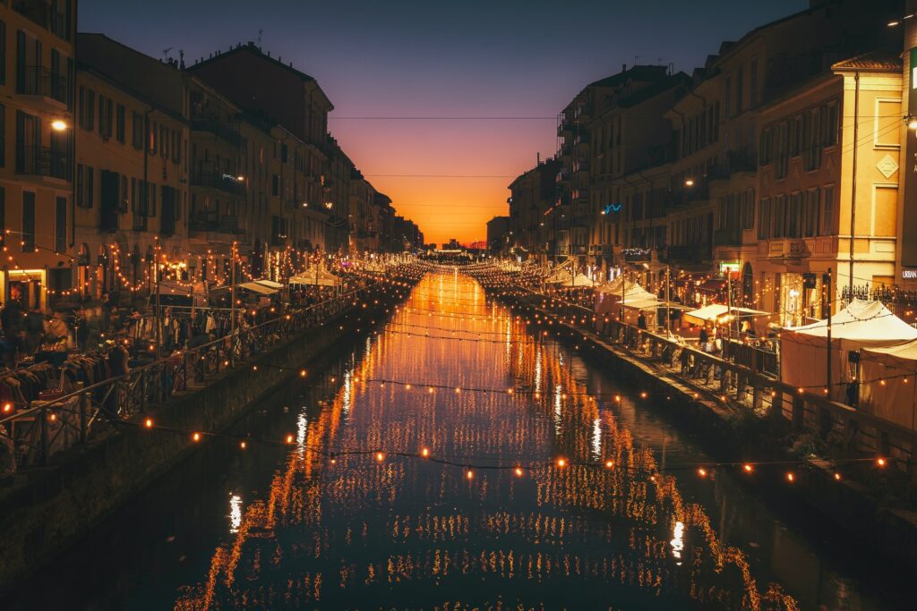 Milan shopping at night